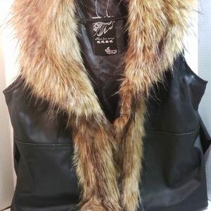 Black Faux Leather Vest with BeigeFaux Fur